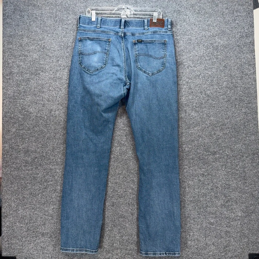 Lee Extreme Motion MVP Jeans Mens 36x34 Blue Athletic Tapered Stretch Comfort